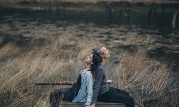 感情里女人彻底放下男人后,会怎样做?