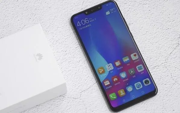 华为nova3多少钱