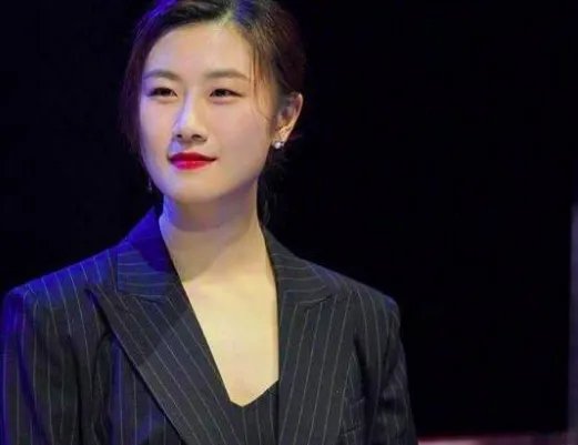 丁宁宣布退役？