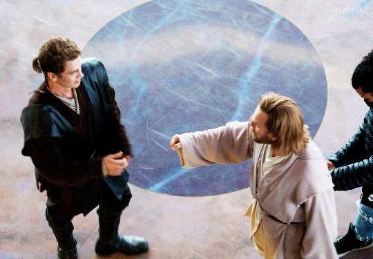 海登·克里斯滕森幕后训练照流出 二十年前后的黑武士