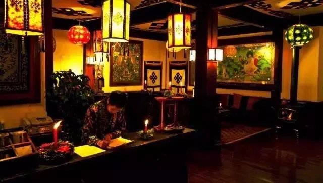 离开央视，藏族青年在海拔4000米打造云巅之家，潇洒！