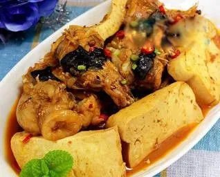 深海安康鱼恐怖长什么样子 怎么做比较好吃