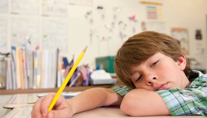 continue to do 和 doing区别