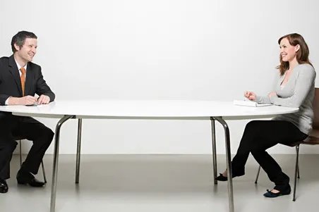 月薪过万寥寥无几！超六成专科生月薪低于5000元，学历真的这么重要吗?