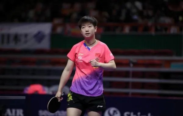 我国选手孙颖莎让伊藤美诚无法击败的原因到底是什么？