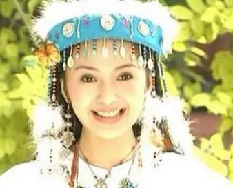 肖丽萍扮演者刘丹和还珠格格的香妃是同一人吗