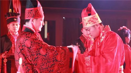 汉服婚礼流程 中国传统汉服婚礼礼仪