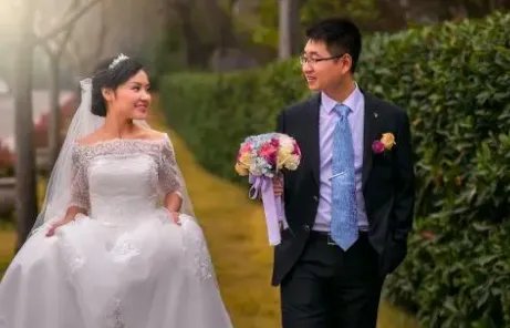 数据显示，我国多地初婚平均年龄普遍推迟，对生育率有何影响？