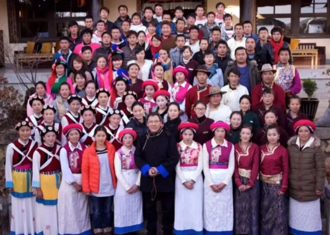 离开央视，藏族青年在海拔4000米打造云巅之家，潇洒！