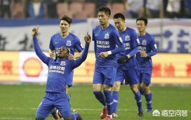 申花接连引进金信煜和沙拉维两名进攻球员,哪两位队内外援会被顶替呢?