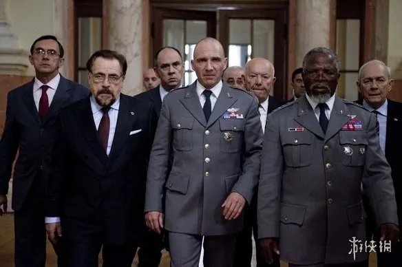 拉尔夫费因斯50个经典银幕形象 伏地魔原来是大帅哥