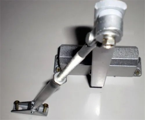 自动闭门器工作原理  自动闭门器使用要求