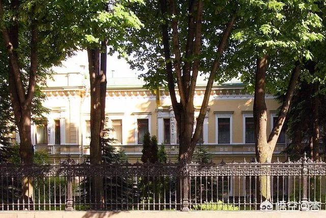 乌克兰和俄罗斯是世仇吗？为什么？