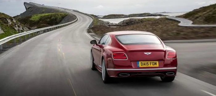 一般汽车打蜡一次多少钱,车辆打蜡多少钱一次