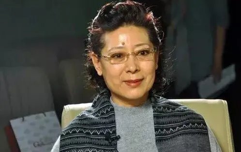 关牧村的歌曲《一支难忘的歌歌谱歌词