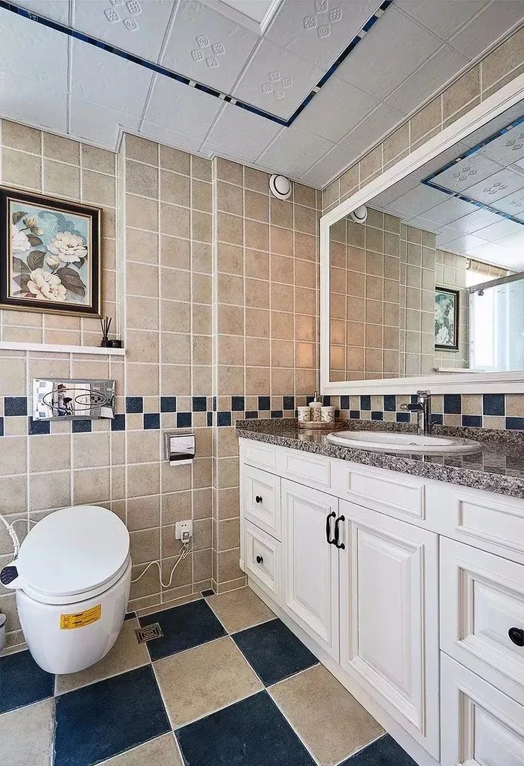 卫生间墙面效果图，卫生间墙砖腰线选择！