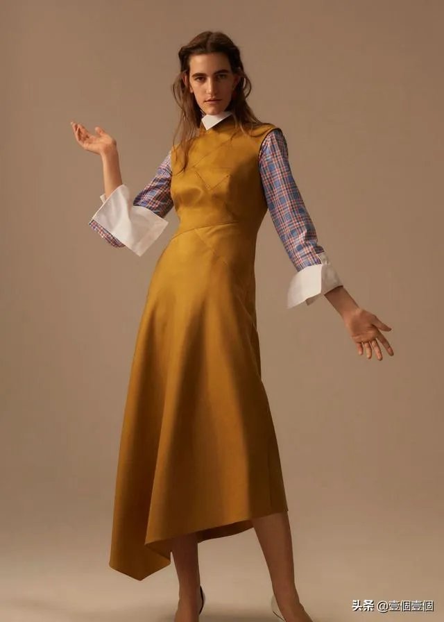 什么颜色百搭什么颜色显得奢华？