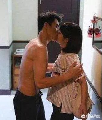 电影、电视剧拍吻戏时，发生过哪些令人尴尬的事？