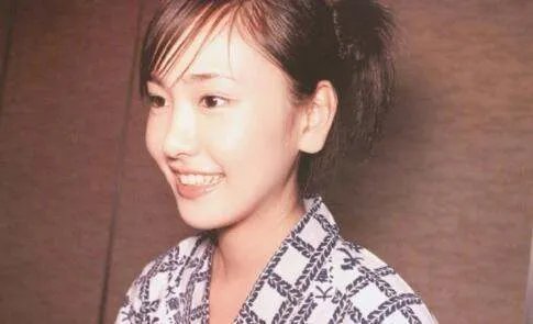女本女星新垣结衣18岁旧照水嫩吗？