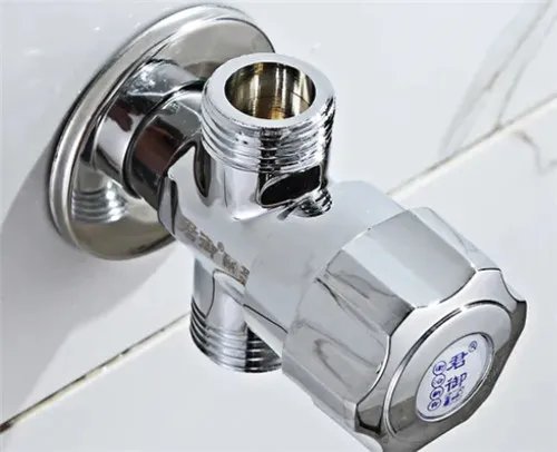 角阀是干什么用的