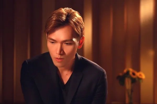 杨忠伟翻唱很火的歌