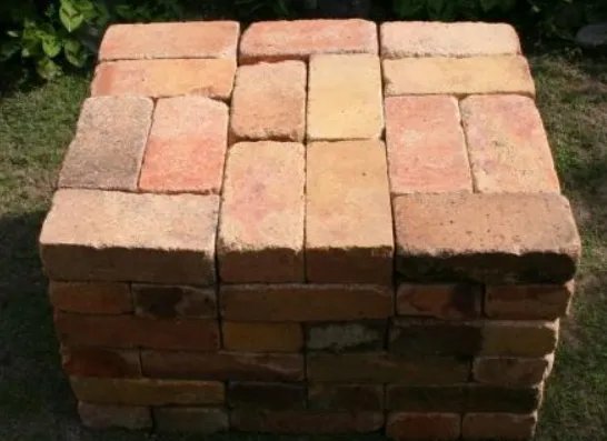 砌墙一平方要多少砖