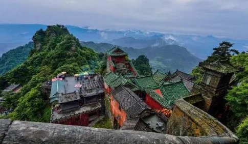 中国的名山大川都有哪些？