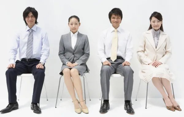 月薪过万寥寥无几！超六成专科生月薪低于5000元，学历真的这么重要吗?