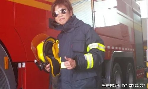 钟汉良妹妹职业曝光，为何能让钟汉良引以为豪？