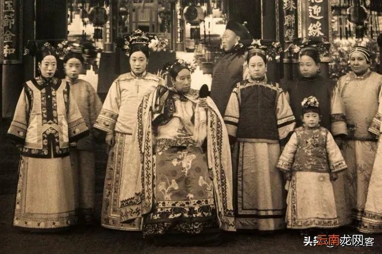 最真实的慈禧照片 慈禧太后十八岁照片