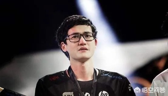 LOL：卡萨哭了UZI得背锅？RNG新一期软泥怪打破所有质疑，如何评价？