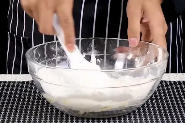 早餐油条怎么炸 炸油条的家常做法