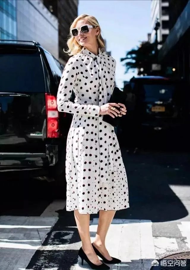 波点裙怎么搭配
