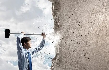 河南民办学校遭拆