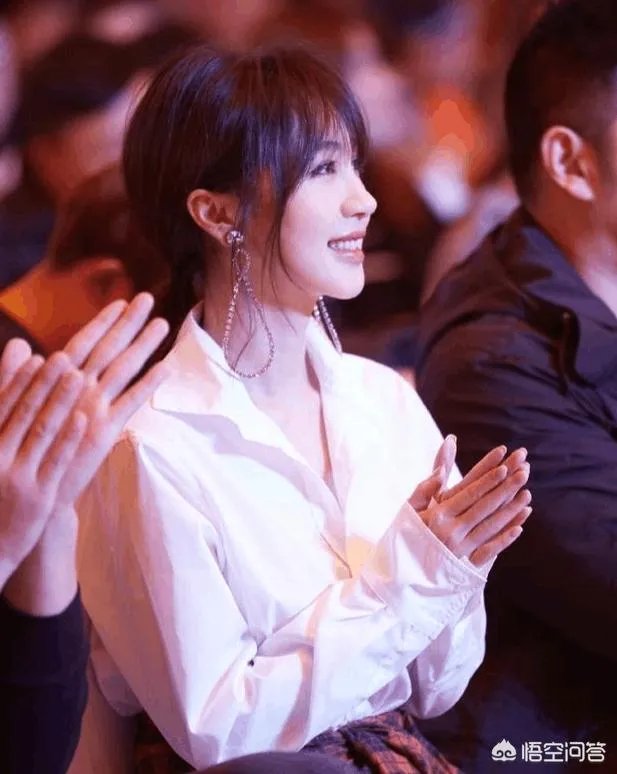 李菲儿是谁？为何近日频频上热搜？