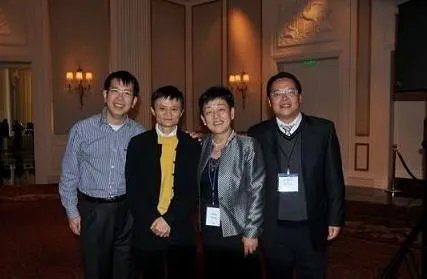 潘政民的人物经历