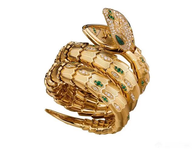 宝格丽的蛇形手表多少钱？