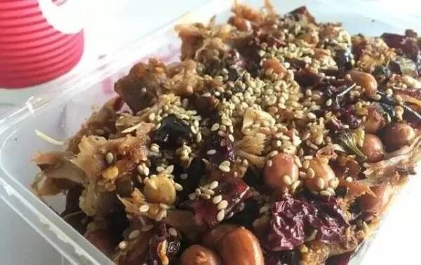 请问成都春熙路有什么美食？