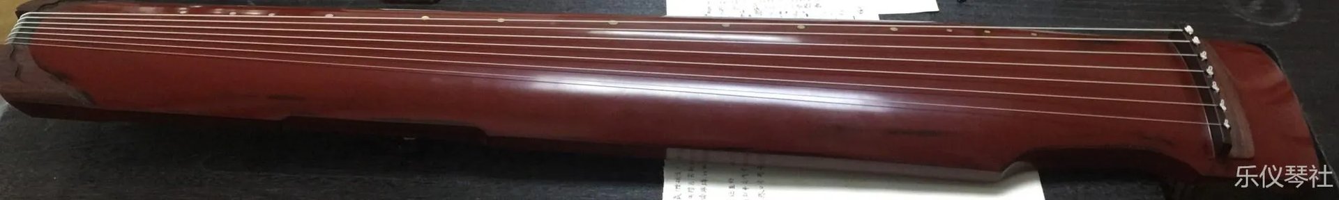 古琴几根弦，都一样粗细吗？