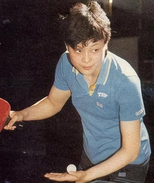 乒坛何智丽：加入日本国籍，打败邓亚萍，后来怎么样了？