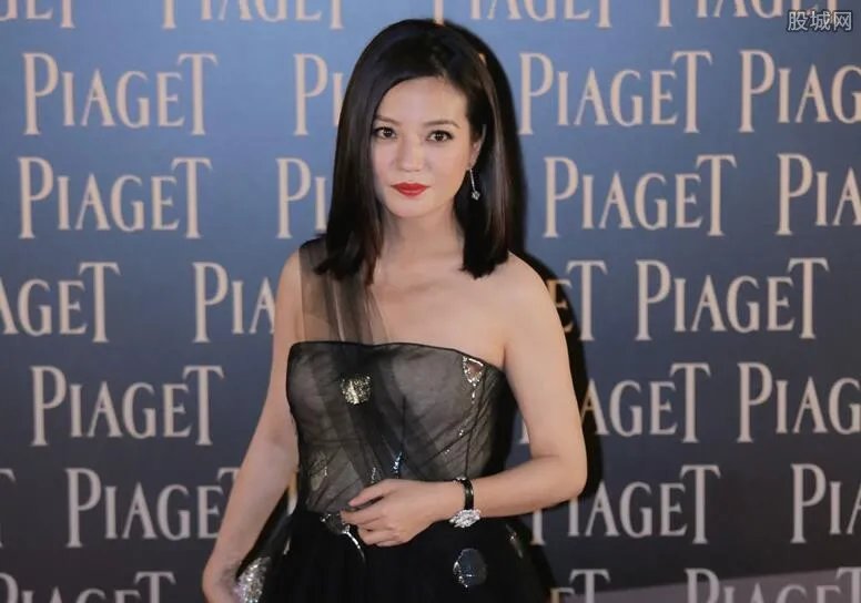 赵薇割韭菜事件始末 人民日报曾点名其割韭菜