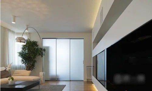 磨砂玻璃隔断有哪些优点 磨砂玻璃隔断价格