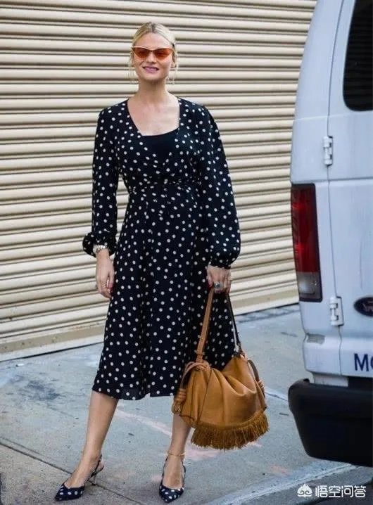 波点裙怎么搭配