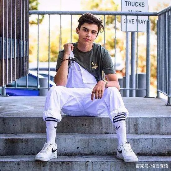 如何哄女孩子开心？