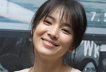 你认为宋慧乔和玄彬分手的原因是什么？