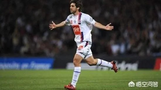 小儒尼尼奥是个什么水平的球员？