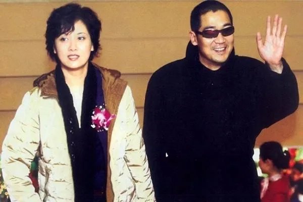 张国立到底对前妻做了什么，为何前妻会成为他一生最大的歉疚？