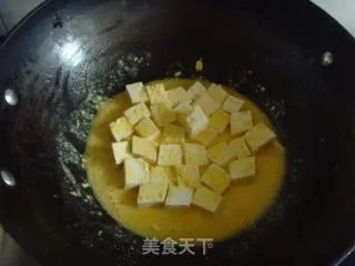 【蟹黄豆腐】