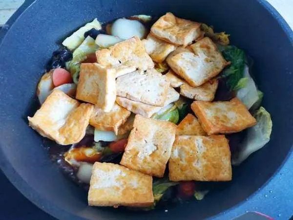 白菜炖豆腐怎样做才好吃？有什么小窍门？