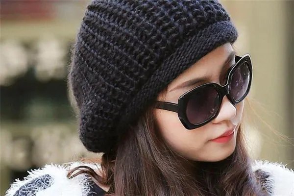 针织帽配什么衣服 有这几种选择